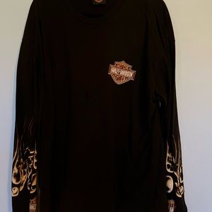 56. Xxl long sleeve Harley Davidson